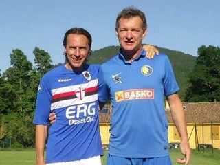 Paolo Migliardo con Enrico Chiesa e la maglia della Voltrese, in tempi non sospetti...