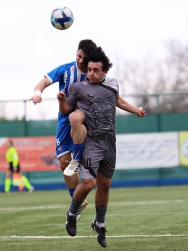 CERIALE PROGETTO CALCIO "Scontro duro ma nessuna gomitata" CERIALE PROGETTO CALCIO "Scontro duro ma nessuna gomitata"