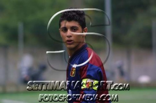 Capitano negli allievi nazionali del Genoa nel 2004