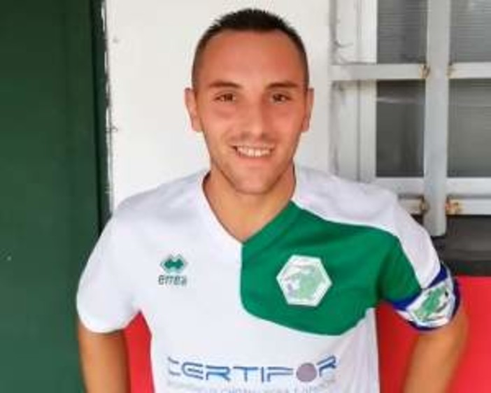 GIOVANNI CRISCUOLO LASCIA LA CAMPESE GIOVANNI CRISCUOLO LASCIA LA CAMPESE