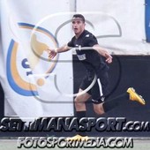 Andrea Croci esulta in un Ligorna-Lavagnese del 2015