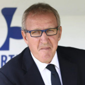 Gigi Delneri promuove Corradi: "La Samp ha scelto un allenatore serio e preparato" Gigi Delneri promuove Corradi: "La Samp ha scelto un allenatore serio e preparato"