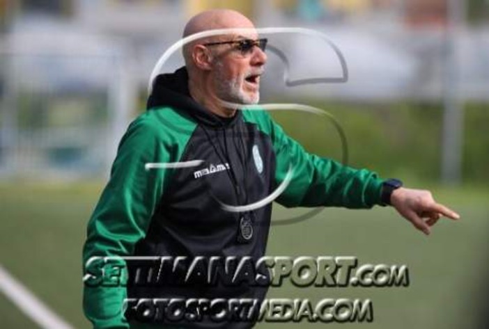 CASTIGLIONESE Inizia l'era D'Amelio: "Come sempre non guardo la categoria" CASTIGLIONESE Inizia l'era D'Amelio: "Come sempre non guardo la categoria"