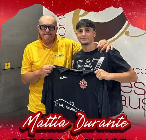 MATTIA DURANTE "Ammiro tanto Modric, per la sua passione e l'amore per il calcio" MATTIA DURANTE "Ammiro tanto Modric, per la sua passione e l'amore per il calcio"