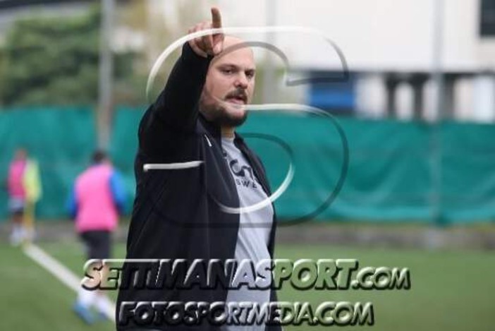 LA SALA STAMPA DI PRIMA B - DI FEDE: "La Bolza ci ha creduto di più... La strada per la salvezza è ancora lunga" LA SALA STAMPA DI PRIMA B - DI FEDE: "La Bolza ci ha creduto di più... La strada per la salvezza è ancora lunga"