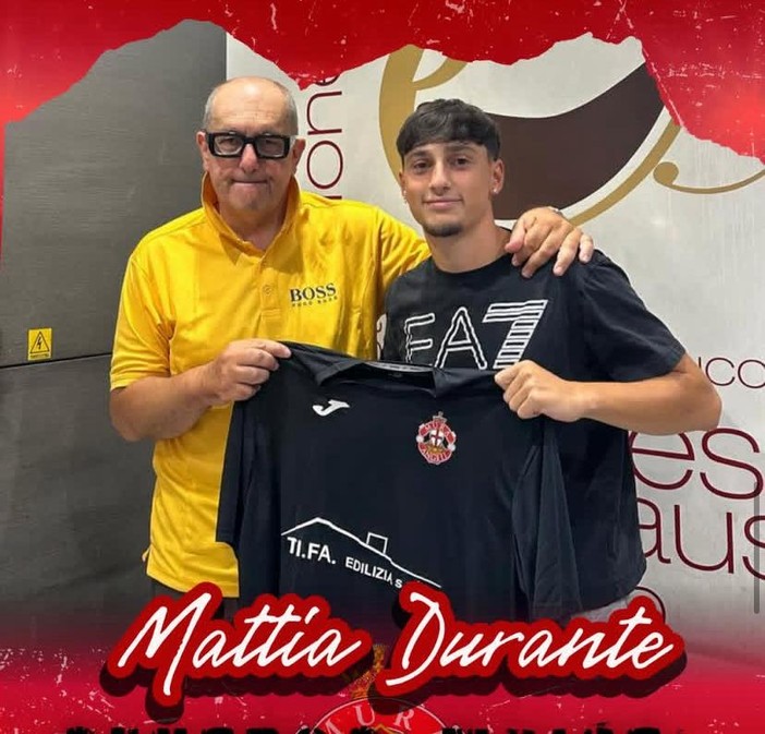 MATTIA DURANTE "Ammiro tanto Modric, per la sua passione e l'amore per il calcio" MATTIA DURANTE "Ammiro tanto Modric, per la sua passione e l'amore per il calcio"
