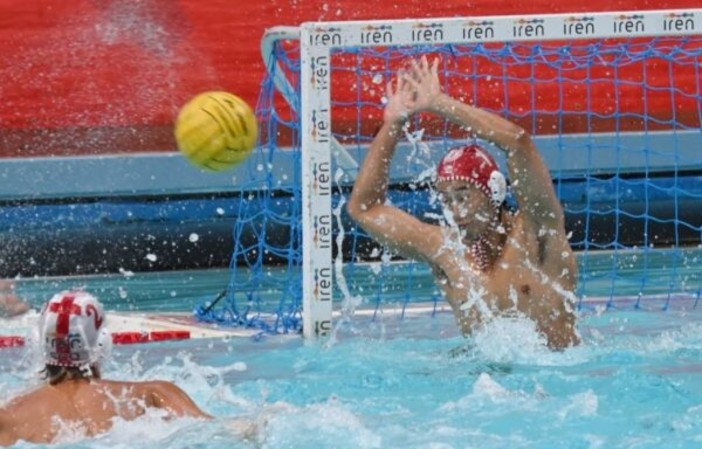 PALLANUOTO Il De Akker fa lo sgambetto all'Iren Quinto e si aggiudica gara 1 alla "Paganuzzi" PALLANUOTO Il De Akker fa lo sgambetto all'Iren Quinto e si aggiudica gara 1 alla "Paganuzzi"
