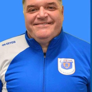 MAURO DEBERNARDI "La delusione più grande? Aver dato fiducia a persone rivelatesi più finte dei fiori di plastica"
