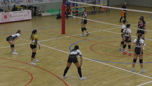 Pallavolo - Elsel Sp a Genova per parare l'attacco del Paladonbosco