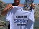 Edo Esposito con almanacco e maglietta di Settimana Sport