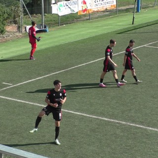 Calcio - A Falconara un derby provinciale insolito