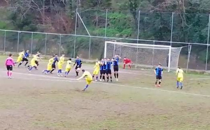 VIDEO Ceriale-Varazze 2-1, la punizione di Fantoni