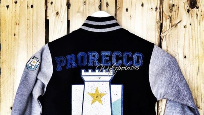 Al via il merchandising della Pro Recco Al via il merchandising della Pro Recco