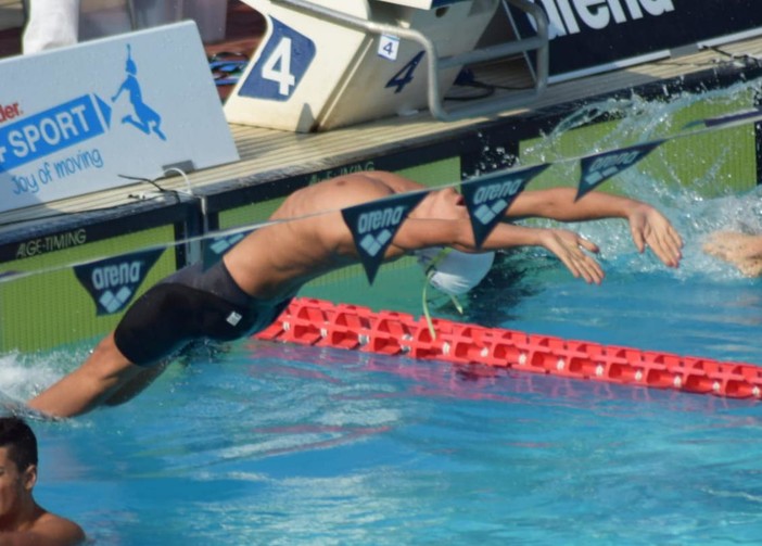 Emanuele Ferrari, 14 anni, una passione chiamata nuoto
