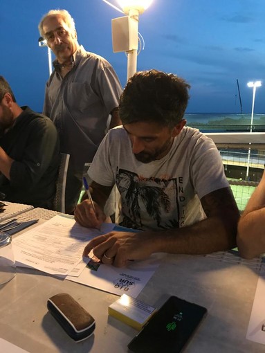 CORNIGLIANESE La firma di Alessio Ferraro CORNIGLIANESE La firma di Alessio Ferraro