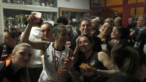 Pallavolo - Chiude vincendo la Rainbow Spezia Pallavolo - Chiude vincendo la Rainbow Spezia