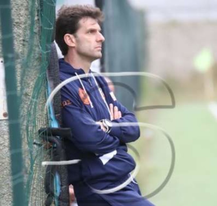 CRISTIAN FIGONE "Nei momenti di difficoltà il calcio mi ha fatto crescere caratterialmente"