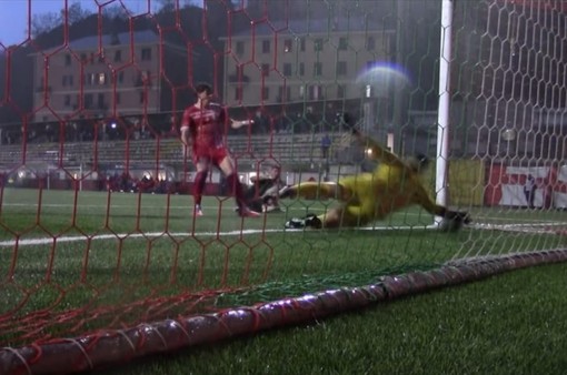 VIDEO/RABBIA GENOVA CALCIO per un gol non visto dall'arbitro: "Ora basta!" VIDEO/RABBIA GENOVA CALCIO per un gol non visto dall'arbitro: "Ora basta!"