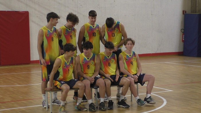 Basket - Landini con l'americano e Golfo per il terzo successo consecutivo