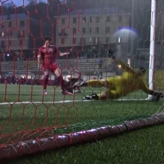 VIDEO/RABBIA GENOVA CALCIO per un gol non visto dall'arbitro: "Ora basta!"