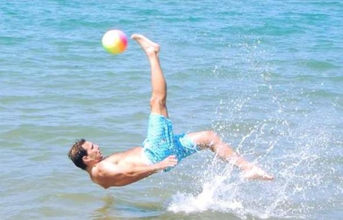 Lo stile di Gianvito Garassino si vede anche sulla spiaggia... Lo stile di Gianvito Garassino si vede anche sulla spiaggia...