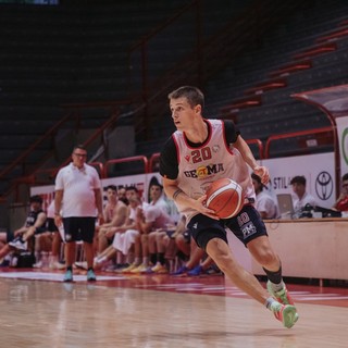 ALTRO COLPO DI MERCATO PER LO SPEZIA BASKET TARROS ALTRO COLPO DI MERCATO PER LO SPEZIA BASKET TARROS