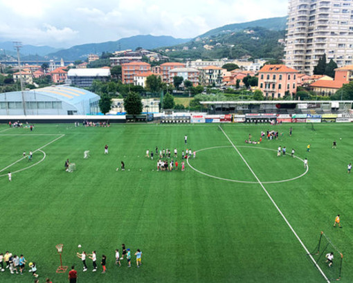 PROGETTO GIOCOCALCIANDO Centinaia di studenti al &quot;Riboli&quot; per il finale di stagione!