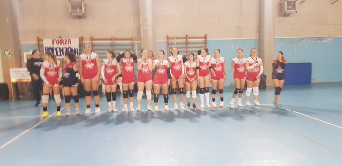 Pallavolo - Podenzana Tresana travolgente con la Rainbow 2