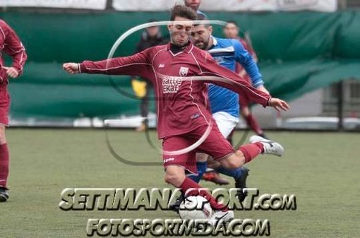 BUON COMPLEANNO E 10 DOMANDE A… Denis Iacona