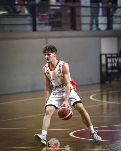 LO SPEZIA BASKET TARROS HA TROVATO IL PLAY PER LA PROSSIMA STAGIONE LO SPEZIA BASKET TARROS HA TROVATO IL PLAY PER LA PROSSIMA STAGIONE