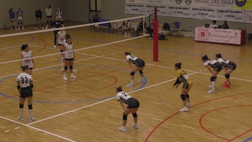 Pallavolo - Onori di casa della Elsel Spezi al Volleyscrivia Pallavolo - Onori di casa della Elsel Spezi al Volleyscrivia