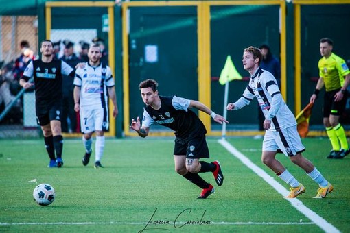 Serie D: Lavagnese - Derthona 1-2, tanta sfortuna e decisioni discutibili stoppano i bianconeri