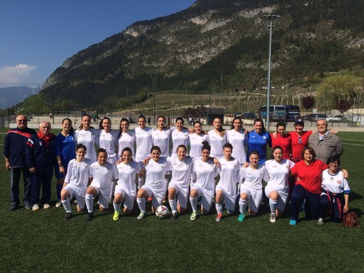 La Liguria Femminile schierata al Torneo delle Regioni La Liguria Femminile schierata al Torneo delle Regioni