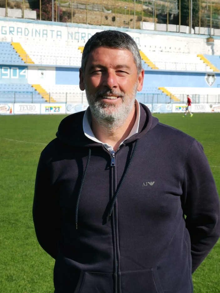 SANREMESE Masu rilancia: "Fossati era da tempo un mio pallino. Se funziona l'alchimia con staff e squadra possiamo arrivare ai playoff" SANREMESE Masu rilancia: "Fossati era da tempo un mio pallino. Se funziona l'alchimia con staff e squadra possiamo arrivare ai playoff"