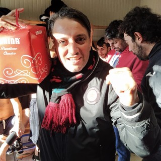 BUON NATALE DALLA RESISTENTE DI DAVIDE MESSINA