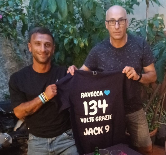 RAVECCA Festa per i 134 gol di Dassereto e presentazione dei nuovi arrivi RAVECCA Festa per i 134 gol di Dassereto e presentazione dei nuovi arrivi