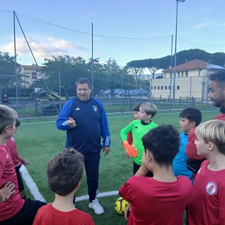 Calcio - Il Canaletto aspetta il Lerici festeggiando Ottolini