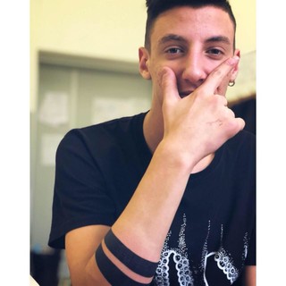 BUON COMPLEANNO E 10 DOMANDE A… Matteo Ottonello