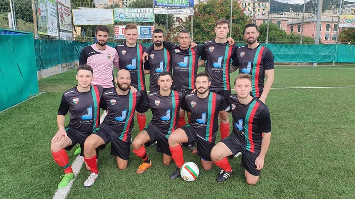 La squadra dell'Olimpic in campo contro la Spotornese