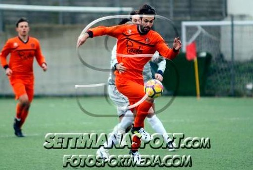 BUON COMPLEANNO E 10 DOMANDE A... Valentino Privino !