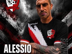 ALESSIO PUGGIONI "Non ho mai rinunciato a nulla per una partita, arrivavo al campo stanco e ubriaco, ma poi segnavo e vincevo lo stesso"