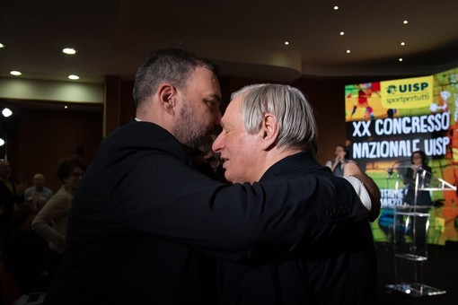 BUON COMPLEANNO DON LUIGI CIOTTI DA TUTTA L'UISP!