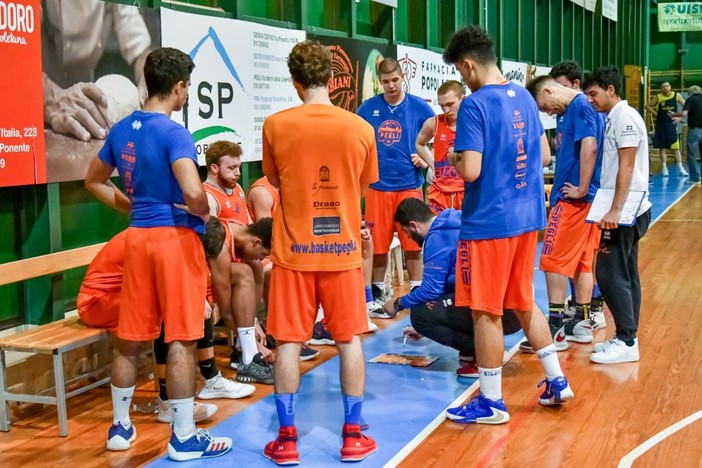 Il Basket Pegli ritrova il successo contro Valpetronio