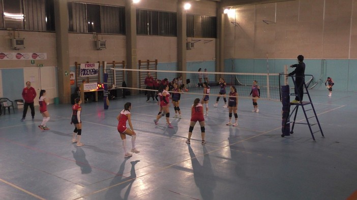 Pallavolo - Derby al Podenzana Tresana