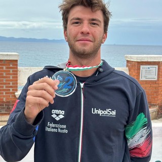 SUPERBA NUOTO Nel fondo la prima medaglia internazionale della giovane società genovese