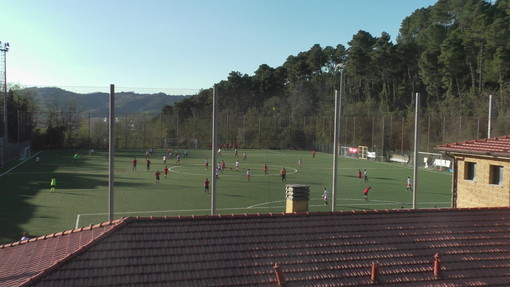 Calcio - Tempo di derby al "Franco Cimma" Calcio - Tempo di derby al "Franco Cimma"