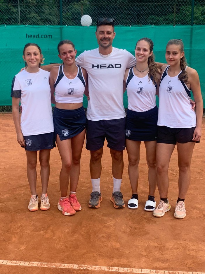 Tennis - Il Circolo Spezia sale in Serie C femminile Tennis - Il Circolo Spezia sale in Serie C femminile
