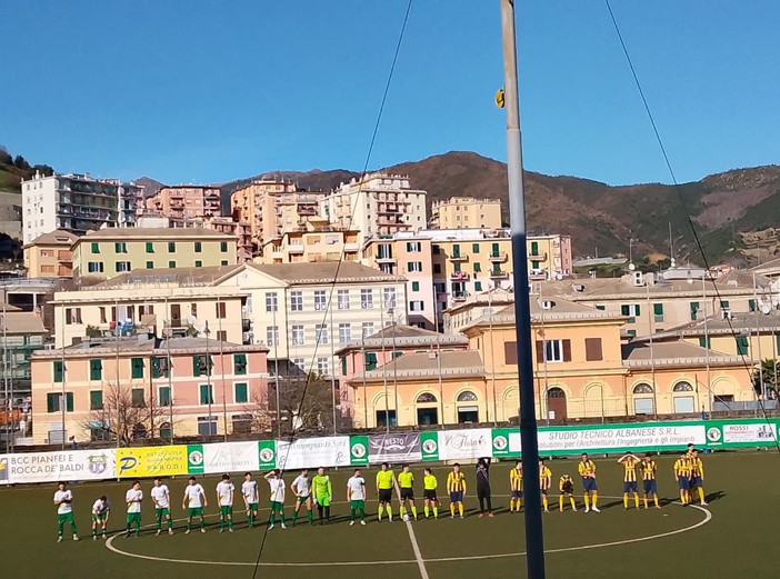 Praese e Serra Riccò si affrontano a Pra, sotto un bel sole primaverile Praese e Serra Riccò si affrontano a Pra, sotto un bel sole primaverile