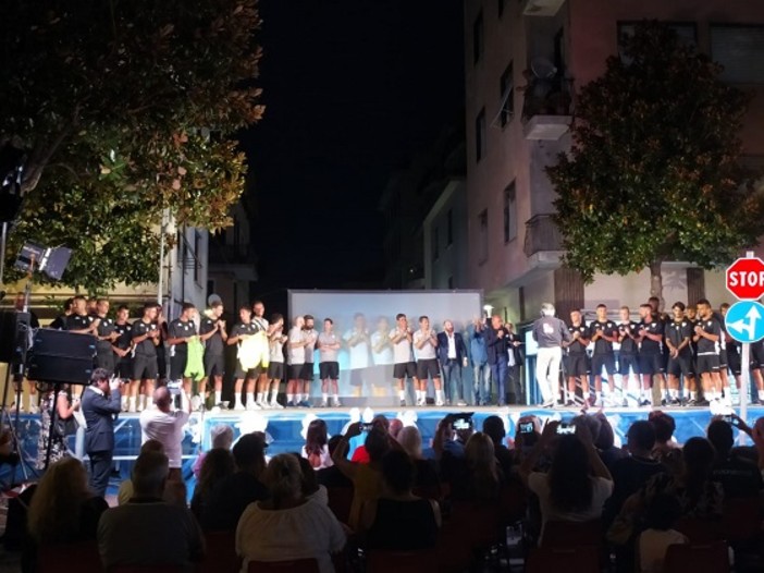 ALBENGA Presentata ufficialmente la Prima Squadra