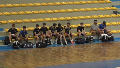 Basket - Troppo forte Livorno per la U19 dei Legends del Progetto Golfo